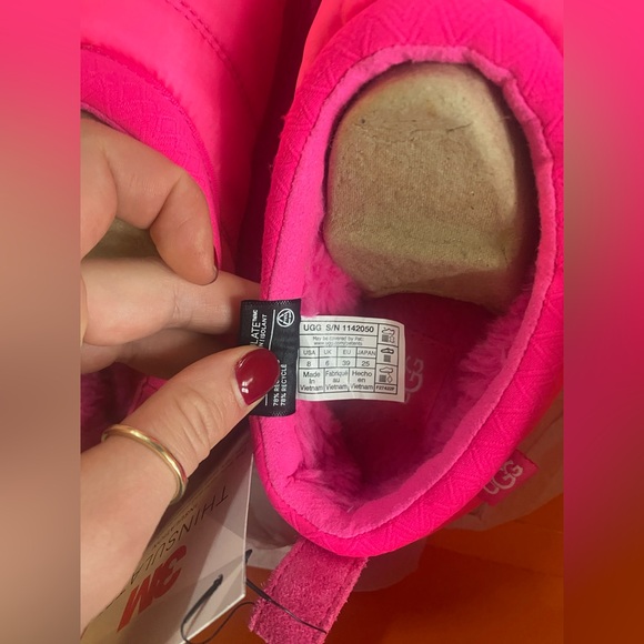Last time here! New UGG Scuff Sis Pink Slippers Size 8 - Picture 7 of 8